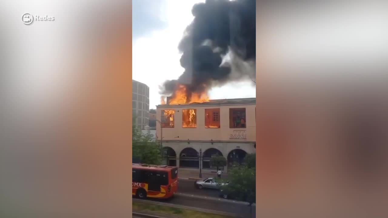 Se incendia restaurante Enrique en el sur de CDMX | Videos | Aristegui  Noticias